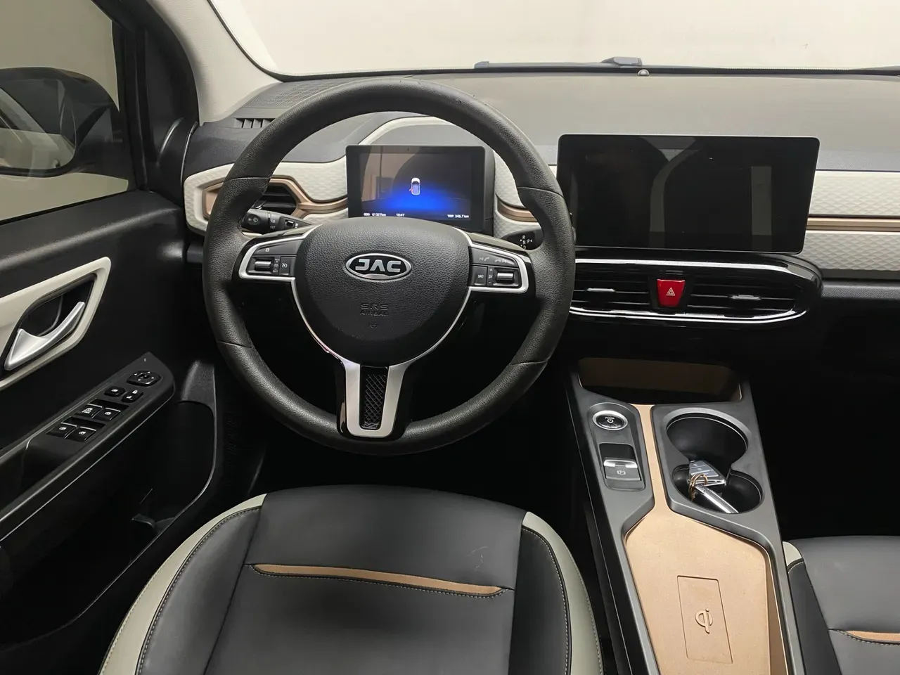 JAC E-JS1 - Imagem 11