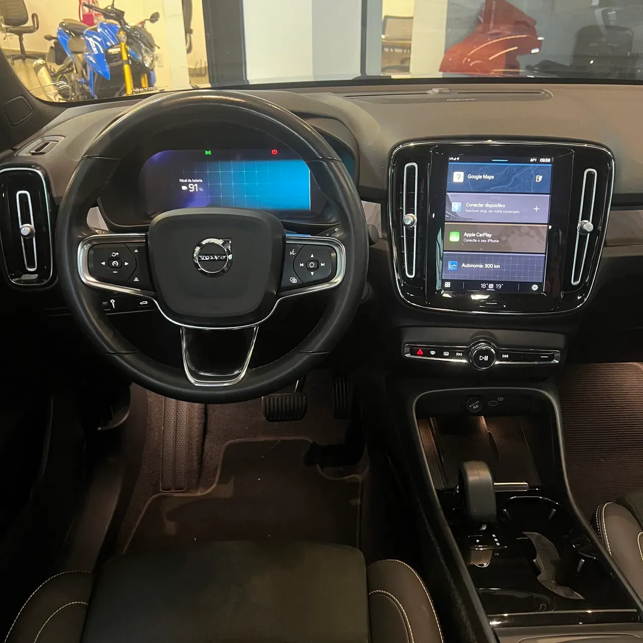 Volvo C40 Recharge - Imagem 11