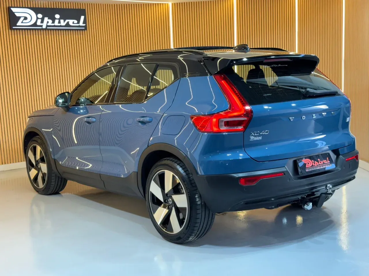Volvo XC40 Recharge - Imagem 5