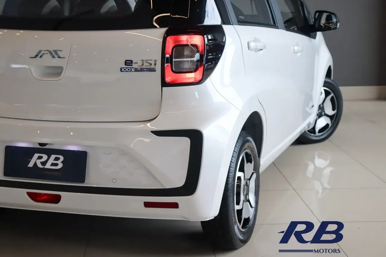 JAC E-JS1 - Imagem 16