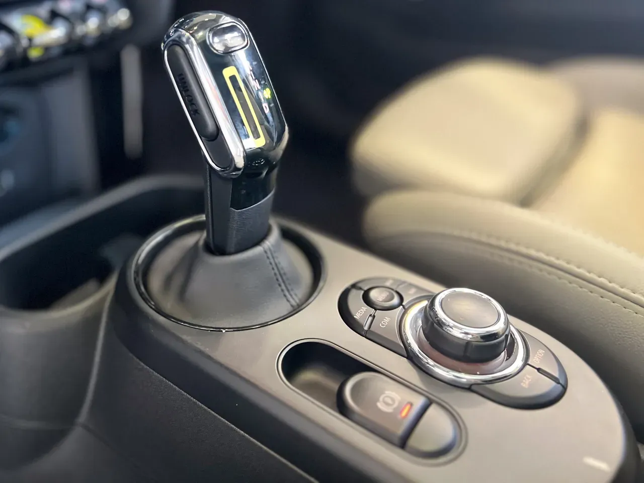 Mini CooperSE - Imagem 10