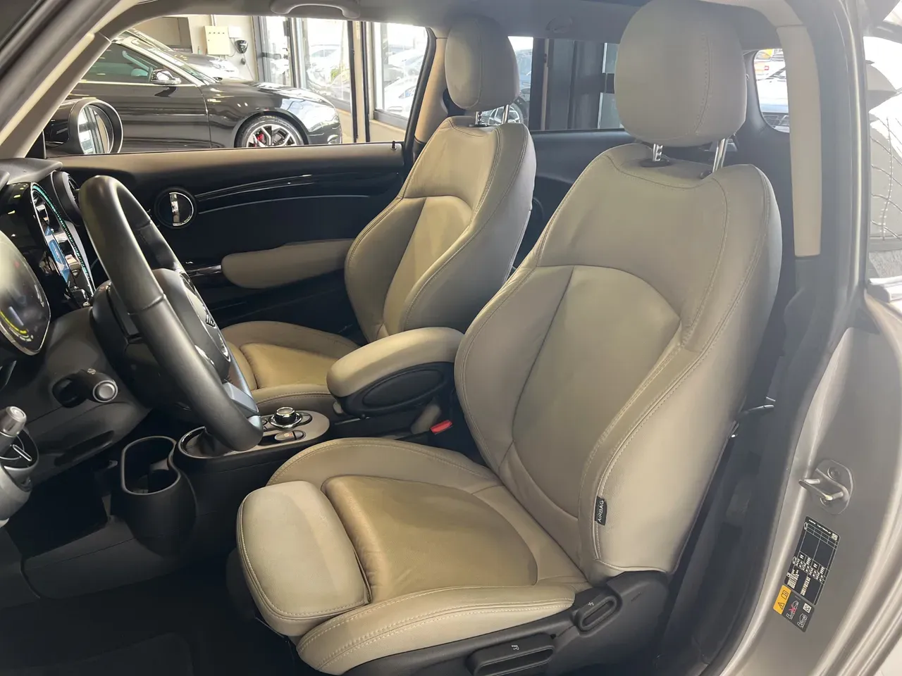 Mini CooperSE - Imagem 12