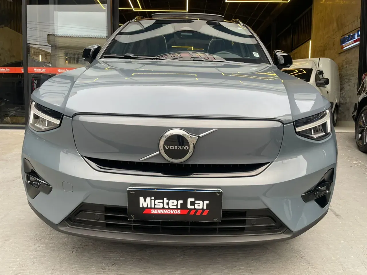 Volvo XC40 Recharge - Imagem 3