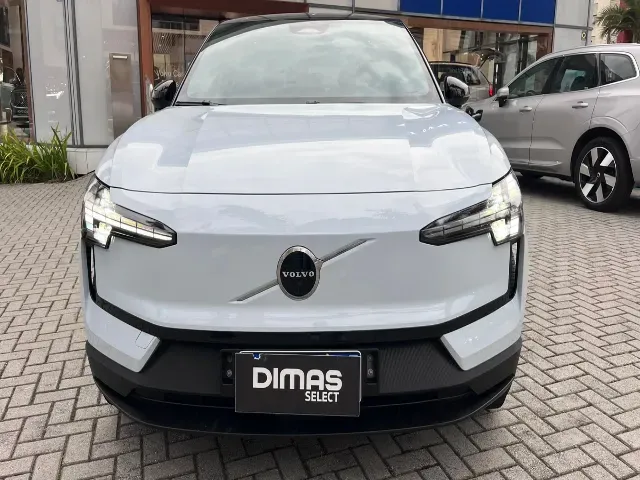 Volvo EX30 - Imagem 2