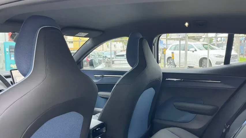 Volvo EX30 - Imagem 9