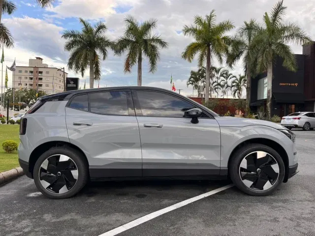 Volvo EX30 - Imagem 6