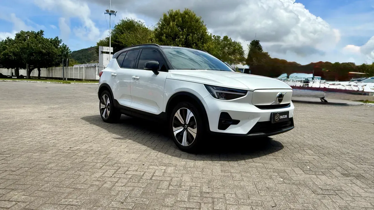 Volvo XC40 Recharge - Imagem 2