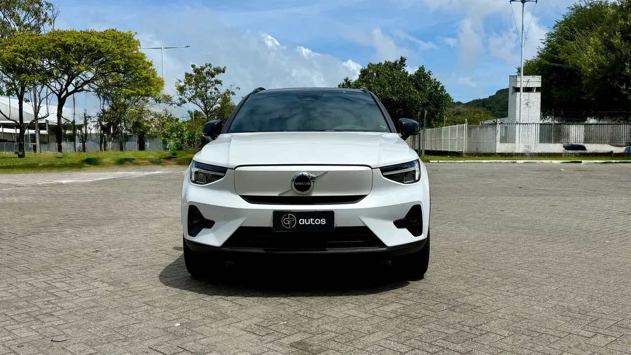 Volvo XC40 Recharge - Imagem 3