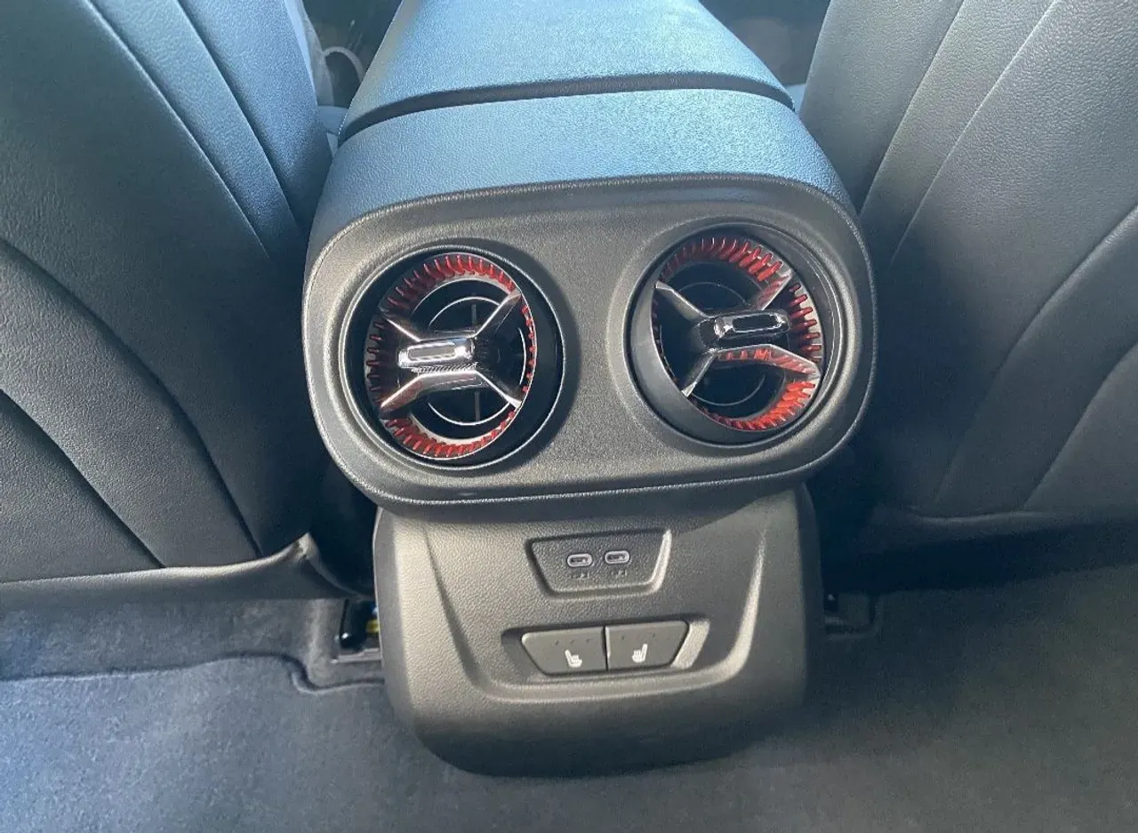 Chevrolet Blazer EV - Imagem 8