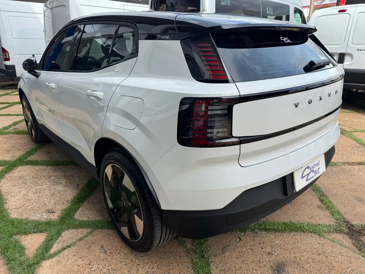 Volvo EX30 - Imagem 7