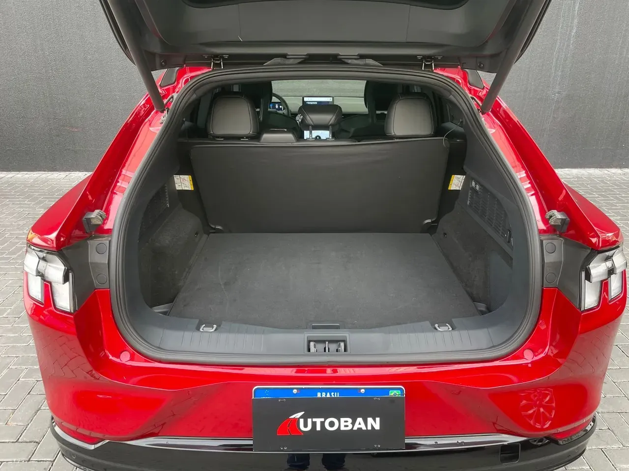 Ford Mustang Mach-e - Imagem 19