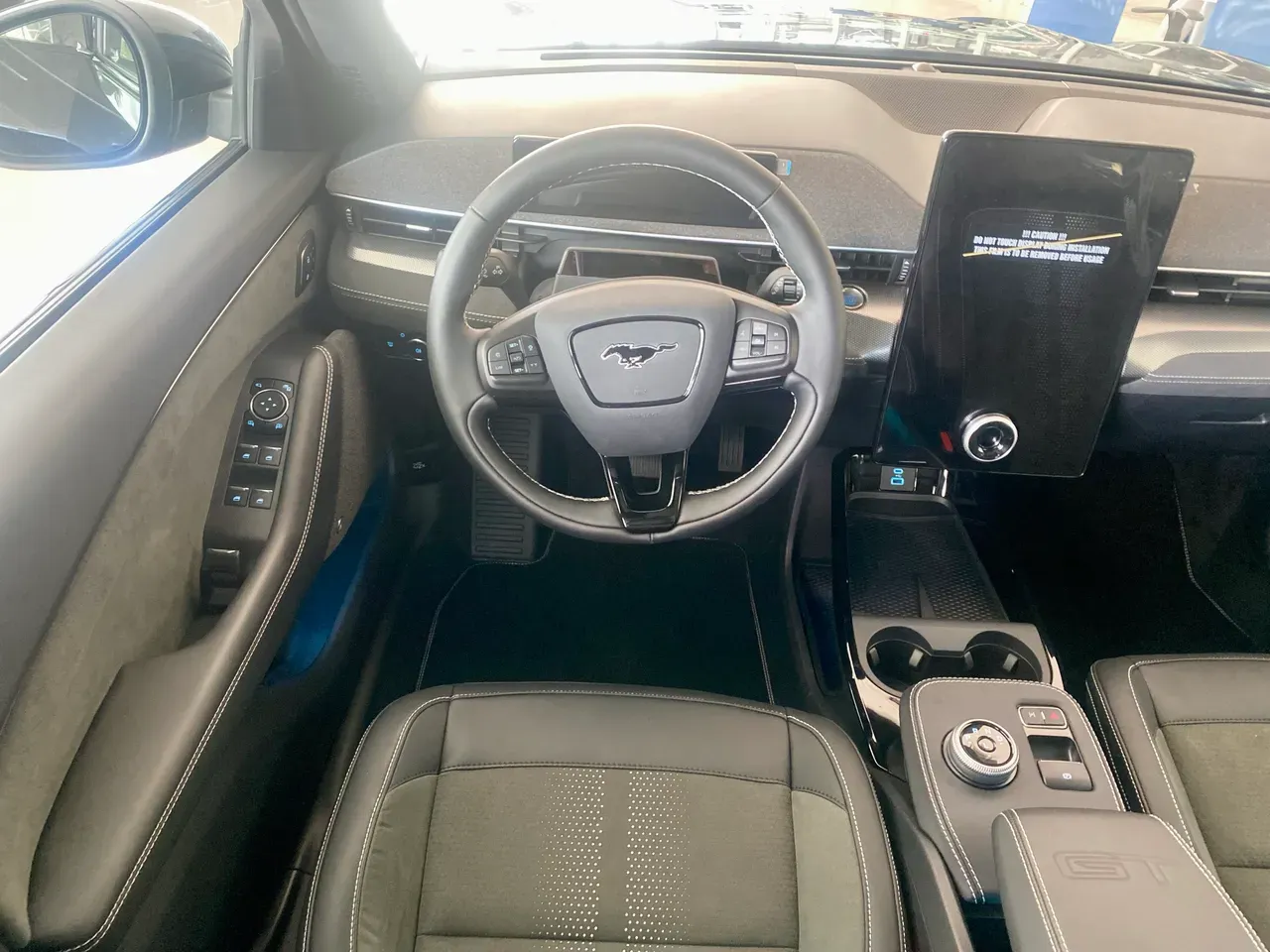 Ford Mustang Mach-e - Imagem 10