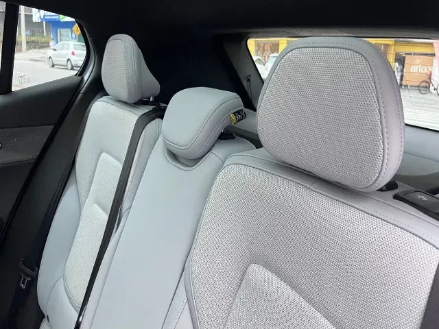 Volvo EX30 - Imagem 10