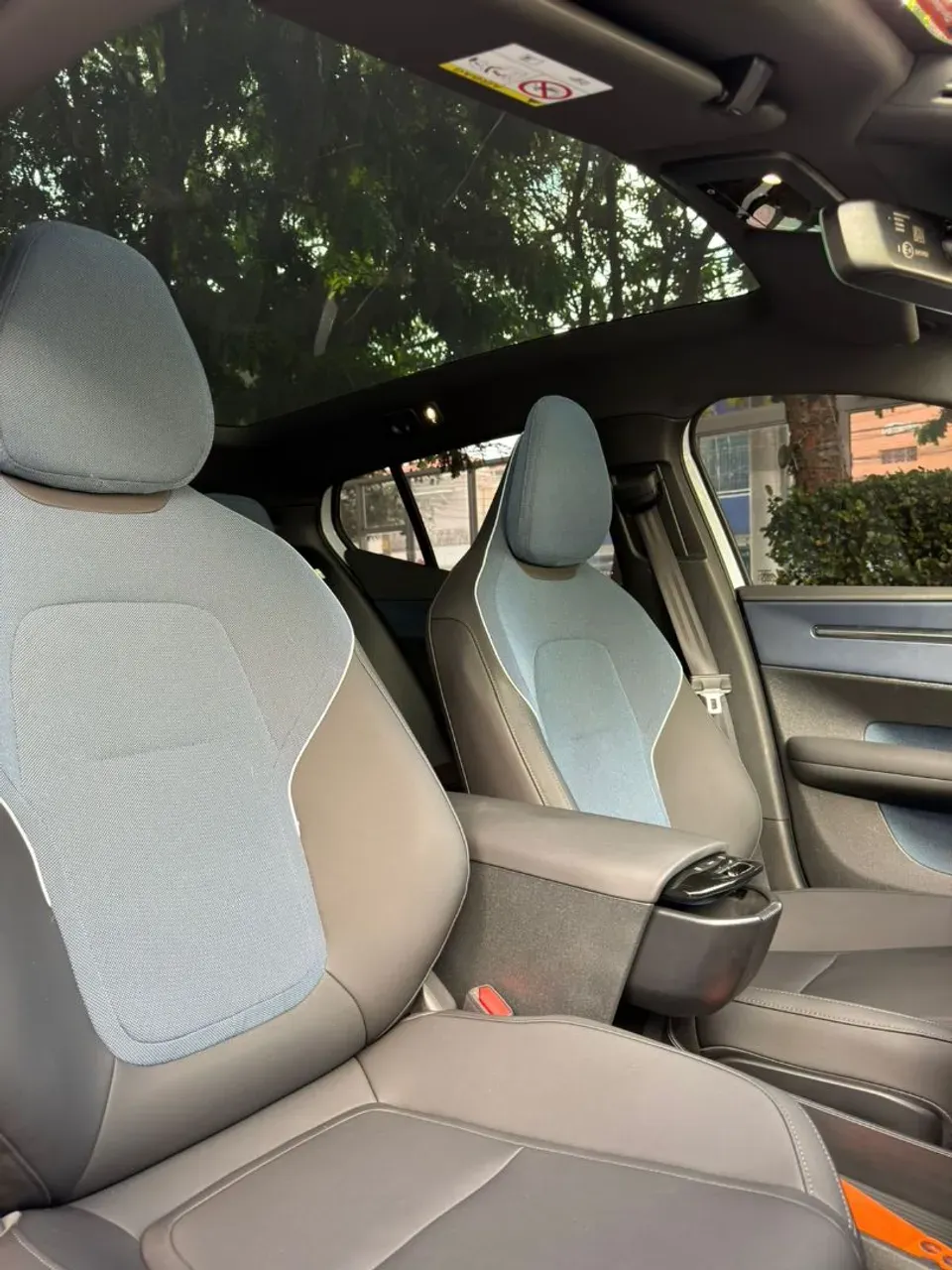 Volvo EX30 - Imagem 6