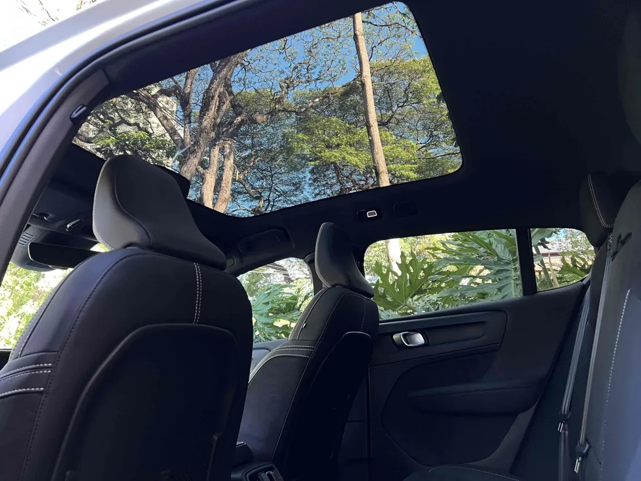 Volvo C40 Recharge - Imagem 20