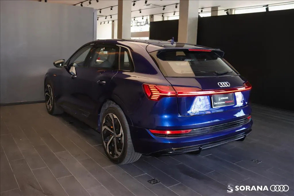 Audi E-tron - Imagem 6