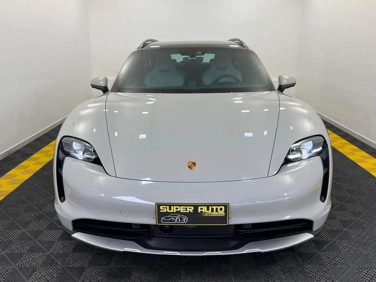 Porsche Taycan - Imagem 4