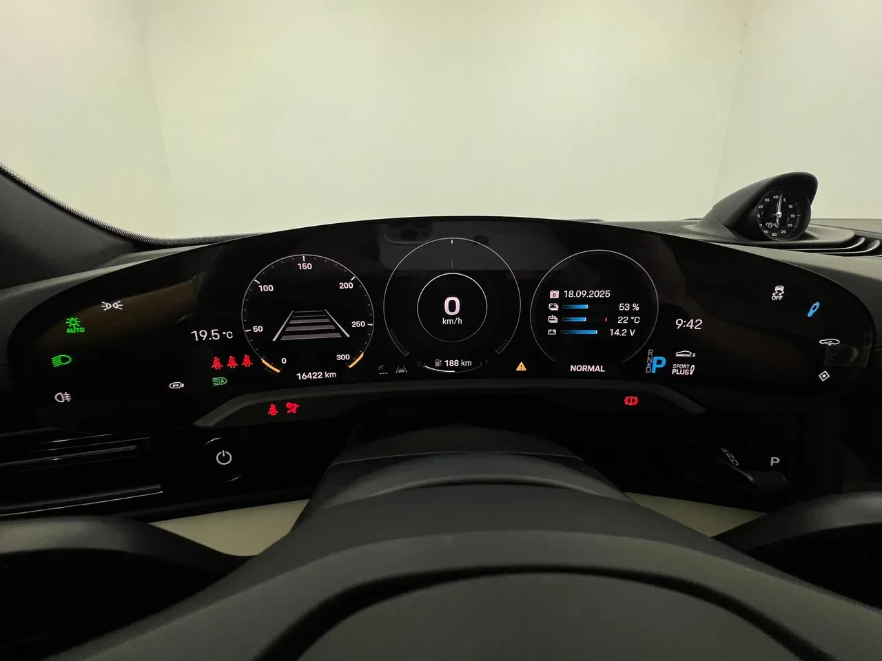 Porsche Taycan - Imagem 11