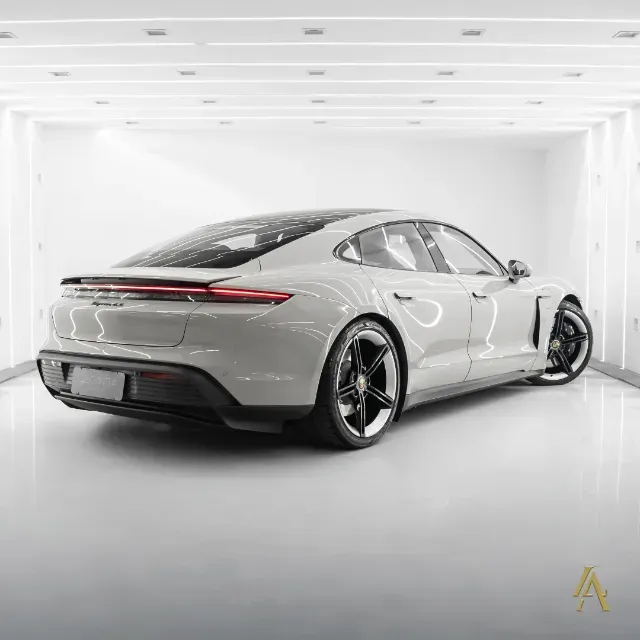 Porsche Taycan - Imagem 3