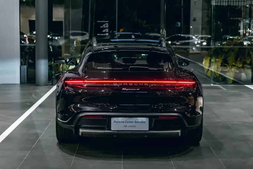 Porsche Taycan - Imagem 5