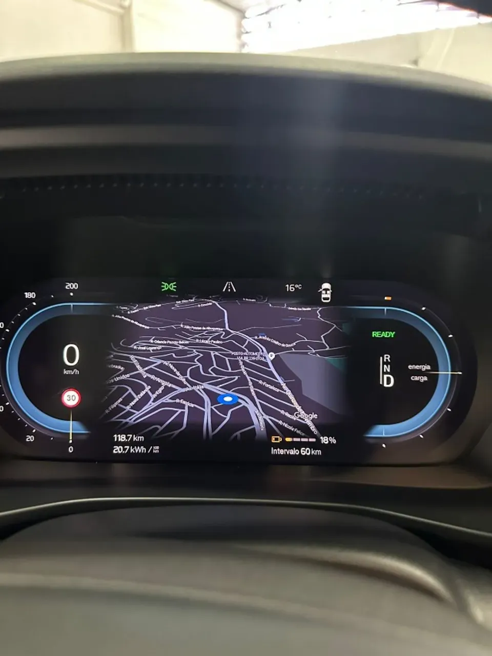 Volvo C40 Recharge - Imagem 10