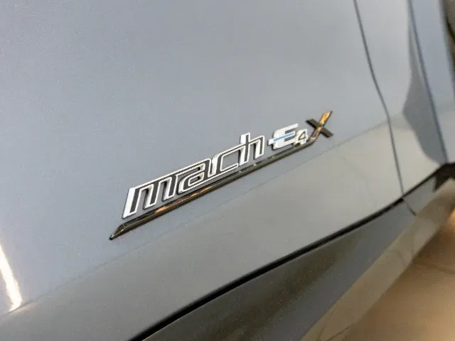 Ford Mustang Mach-e - Imagem 16