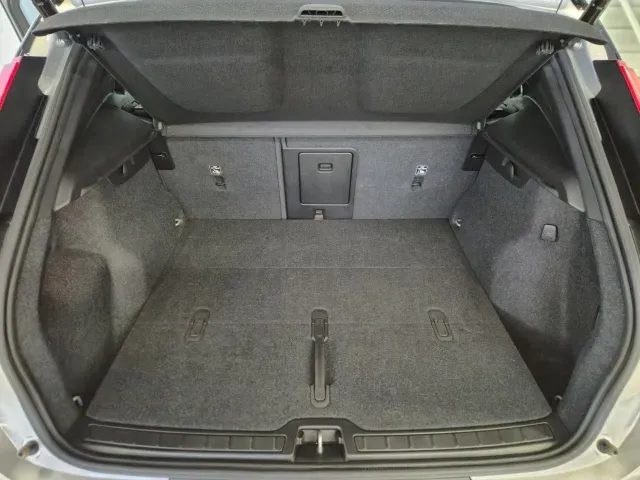 Volvo XC40 Recharge - Imagem 20