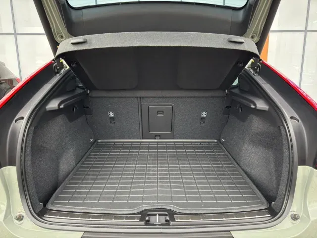 Volvo C40 Recharge - Imagem 20