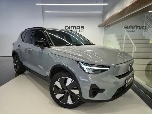 Volvo XC40 Recharge - Imagem 3