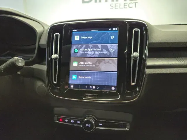 Volvo XC40 Recharge - Imagem 12