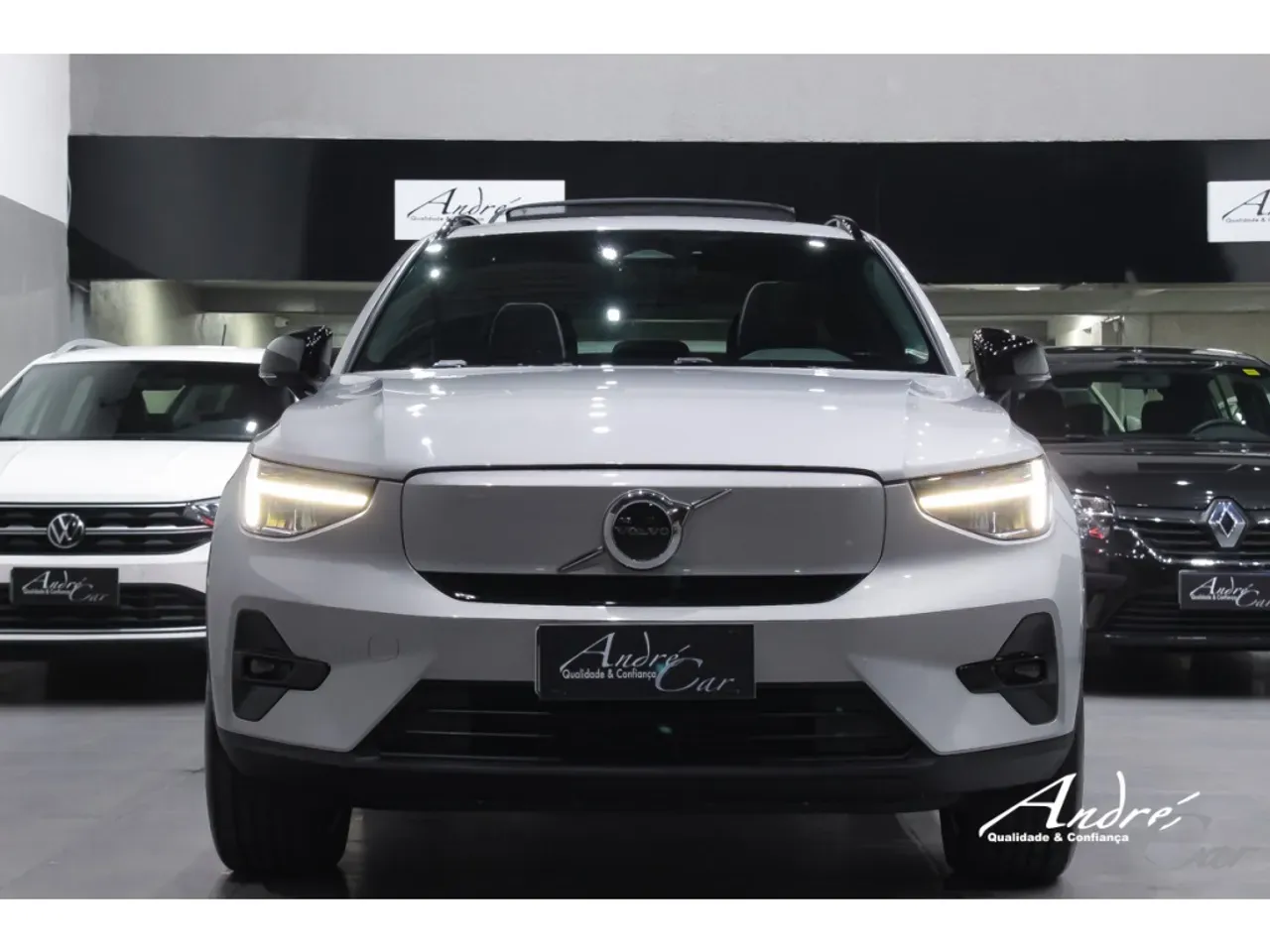 Volvo XC40 Recharge - Imagem 2