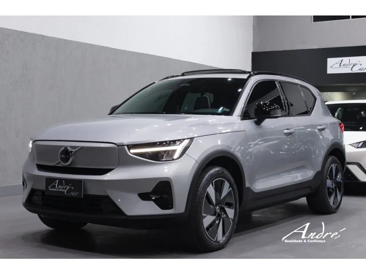 Volvo XC40 Recharge - Imagem 3