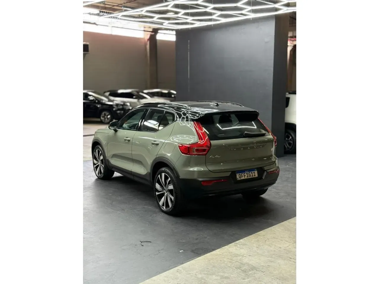 Volvo XC40 Recharge - Imagem 6