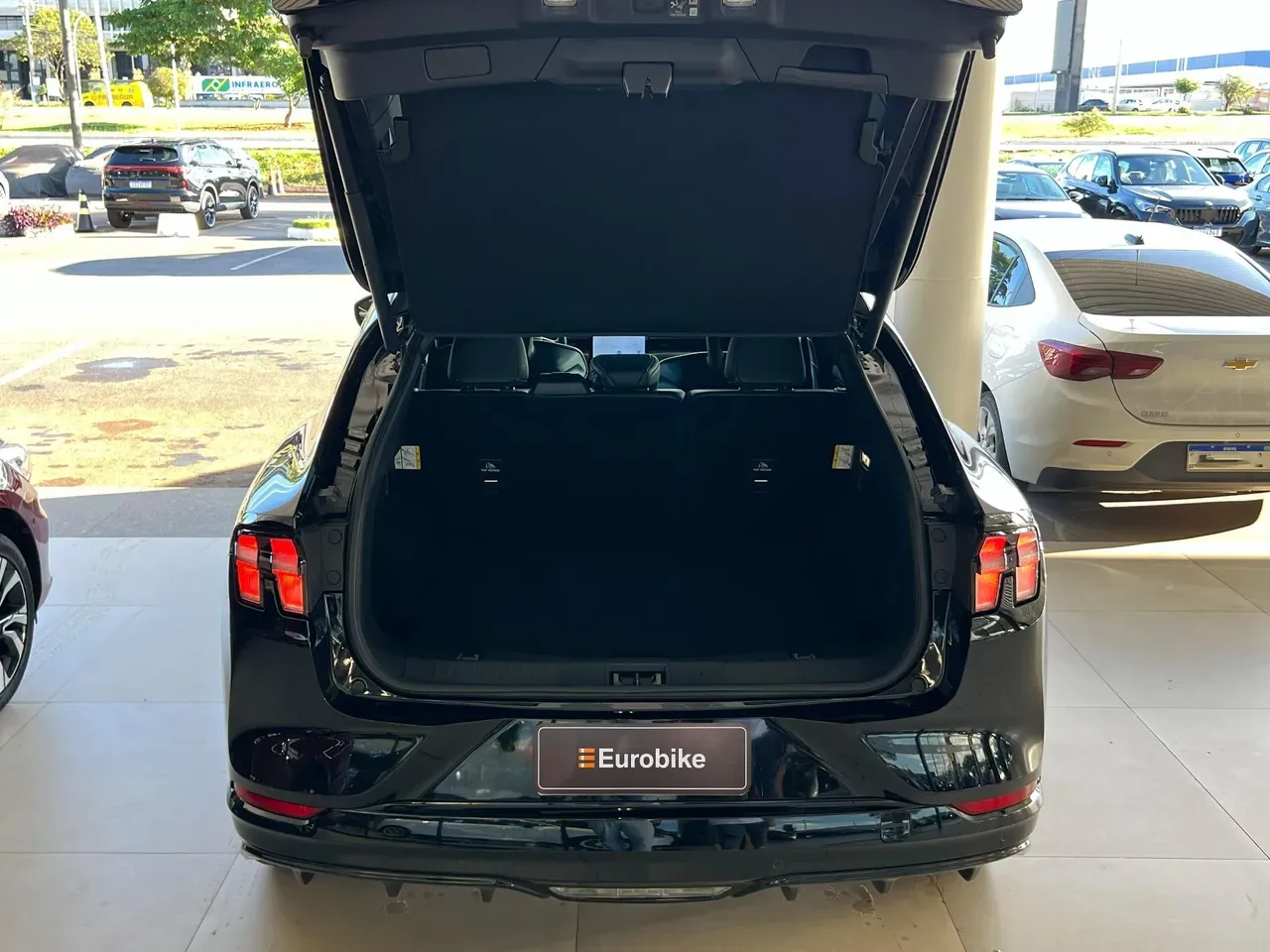 Ford Mustang Mach-e - Imagem 4