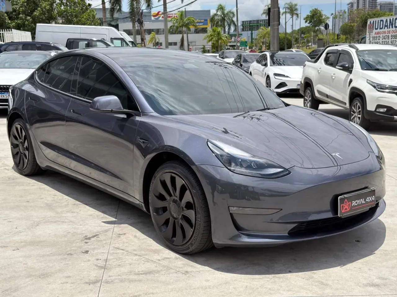 Tesla Model 3 - Imagem 3