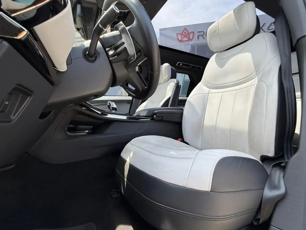 Land Rover Range Rover Sport Plug-in Hybrid - Imagem 9