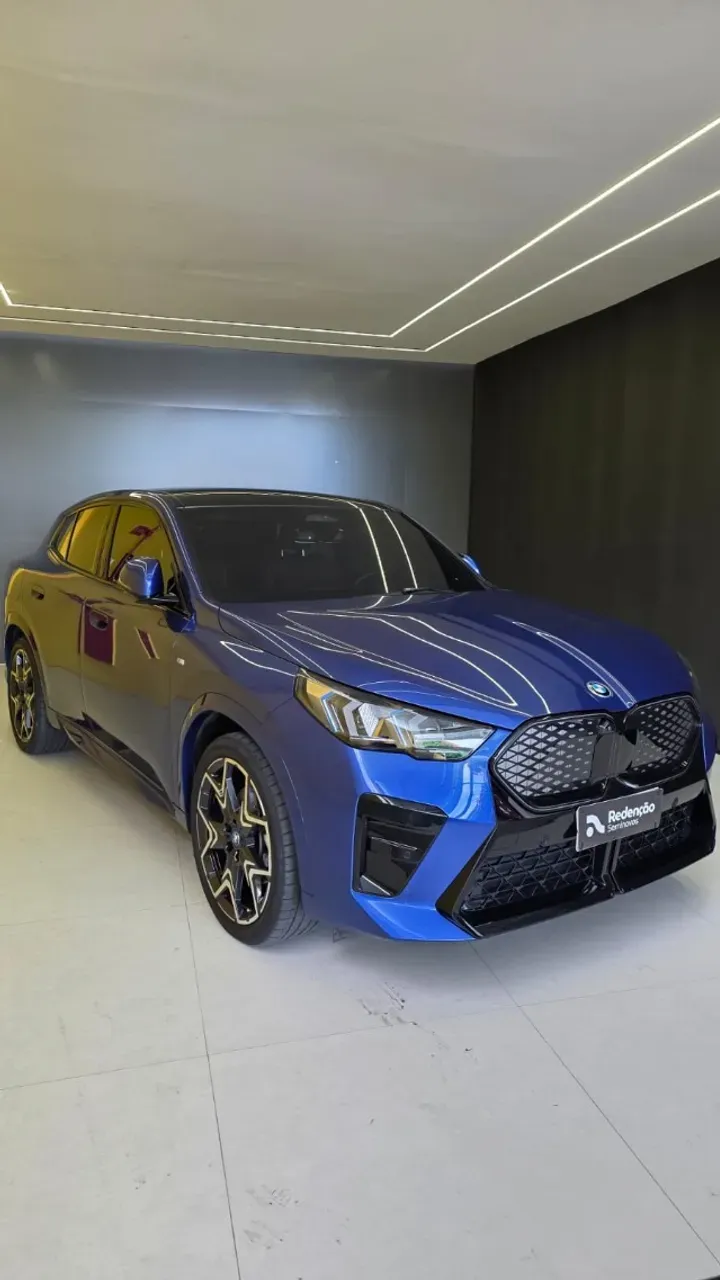 BMW IX2 - Imagem 3