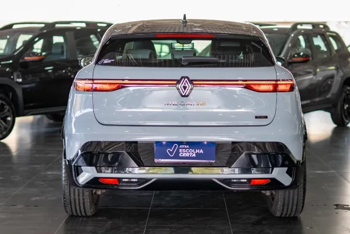 Renault Megane E-tech Electric - Imagem 5