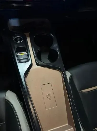 JAC E-JS1 - Imagem 15