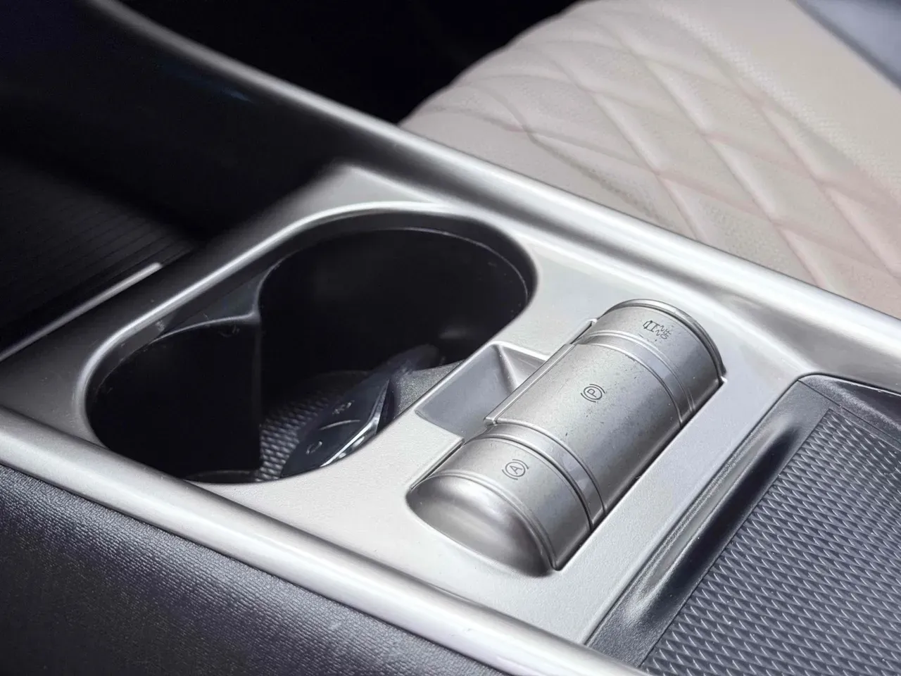 BYD Dolphin - Imagem 13