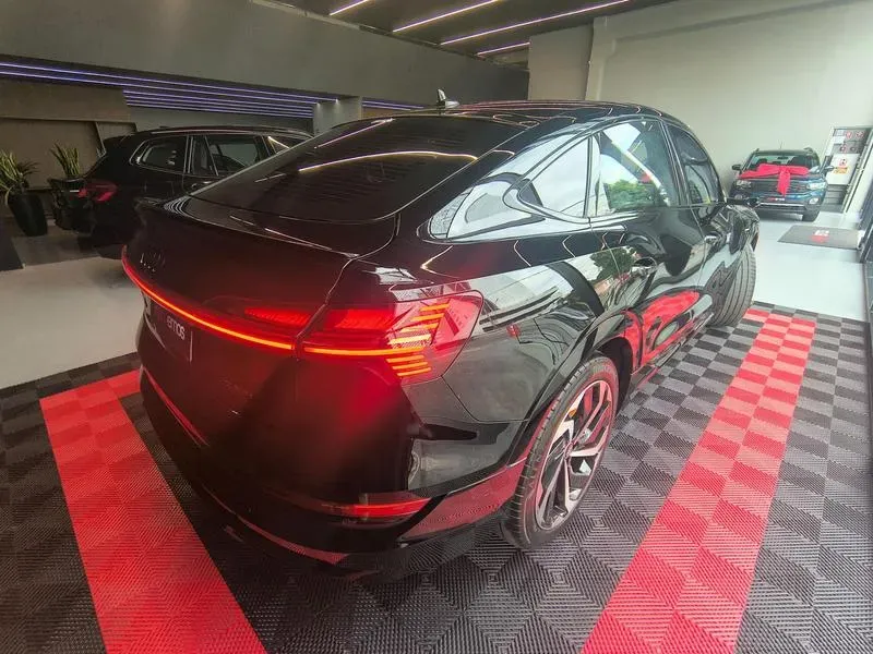 Audi E-tron Sportback - Imagem 6