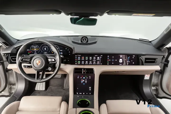 Porsche Taycan - Imagem 8