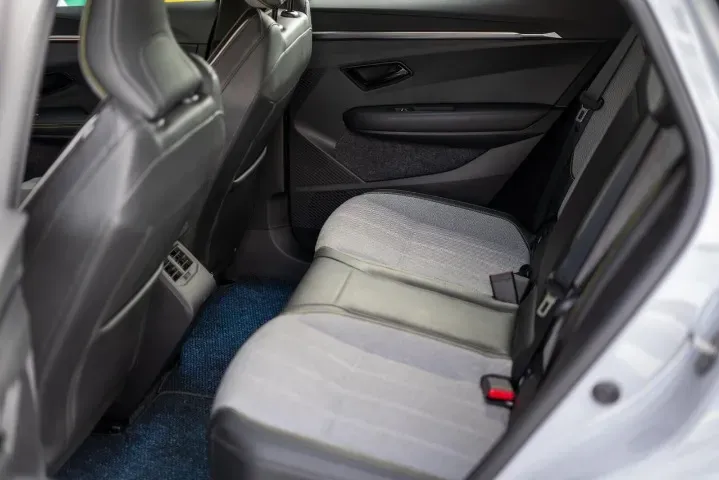 Renault Megane E-tech Electric - Imagem 14