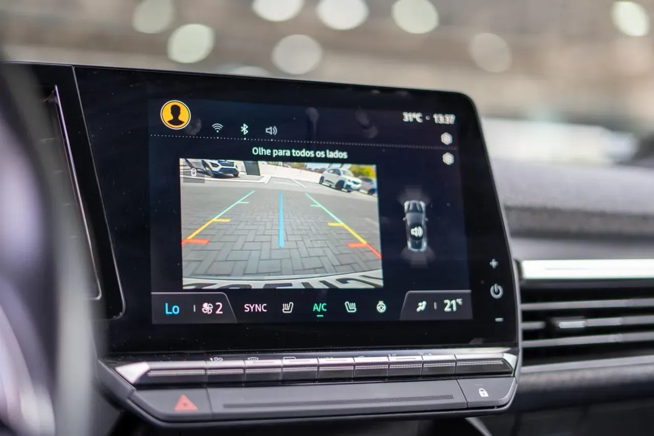 Renault Megane E-tech Electric - Imagem 14