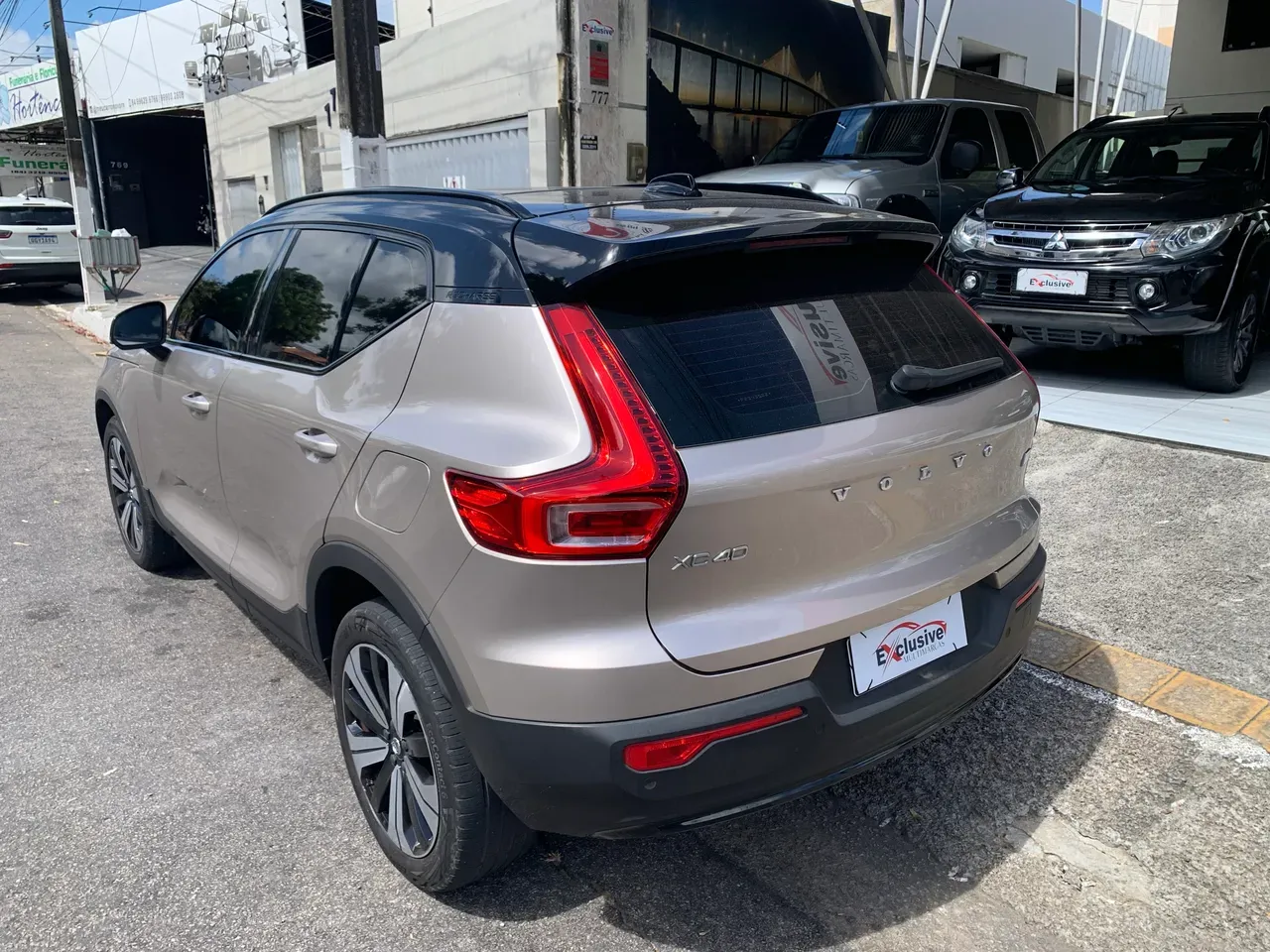 Volvo XC40 Recharge - Imagem 4