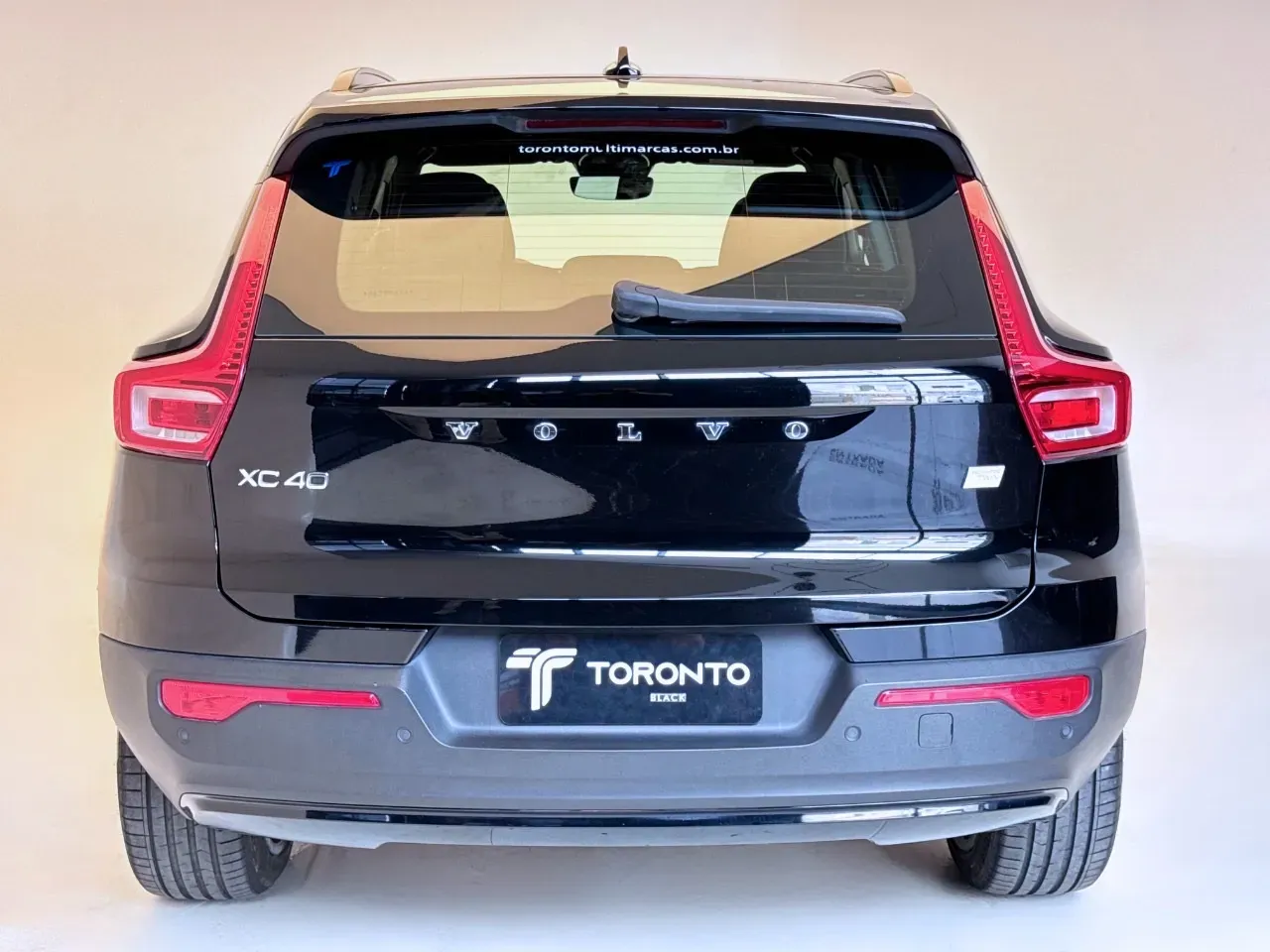 Volvo XC40 Recharge - Imagem 3