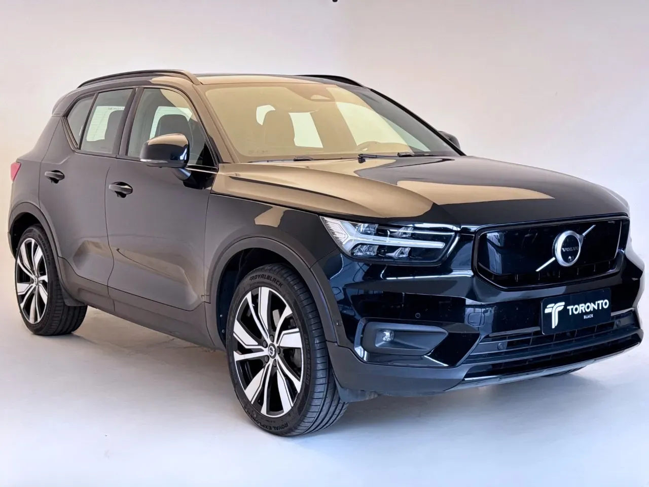 Volvo XC40 Recharge - Imagem 5