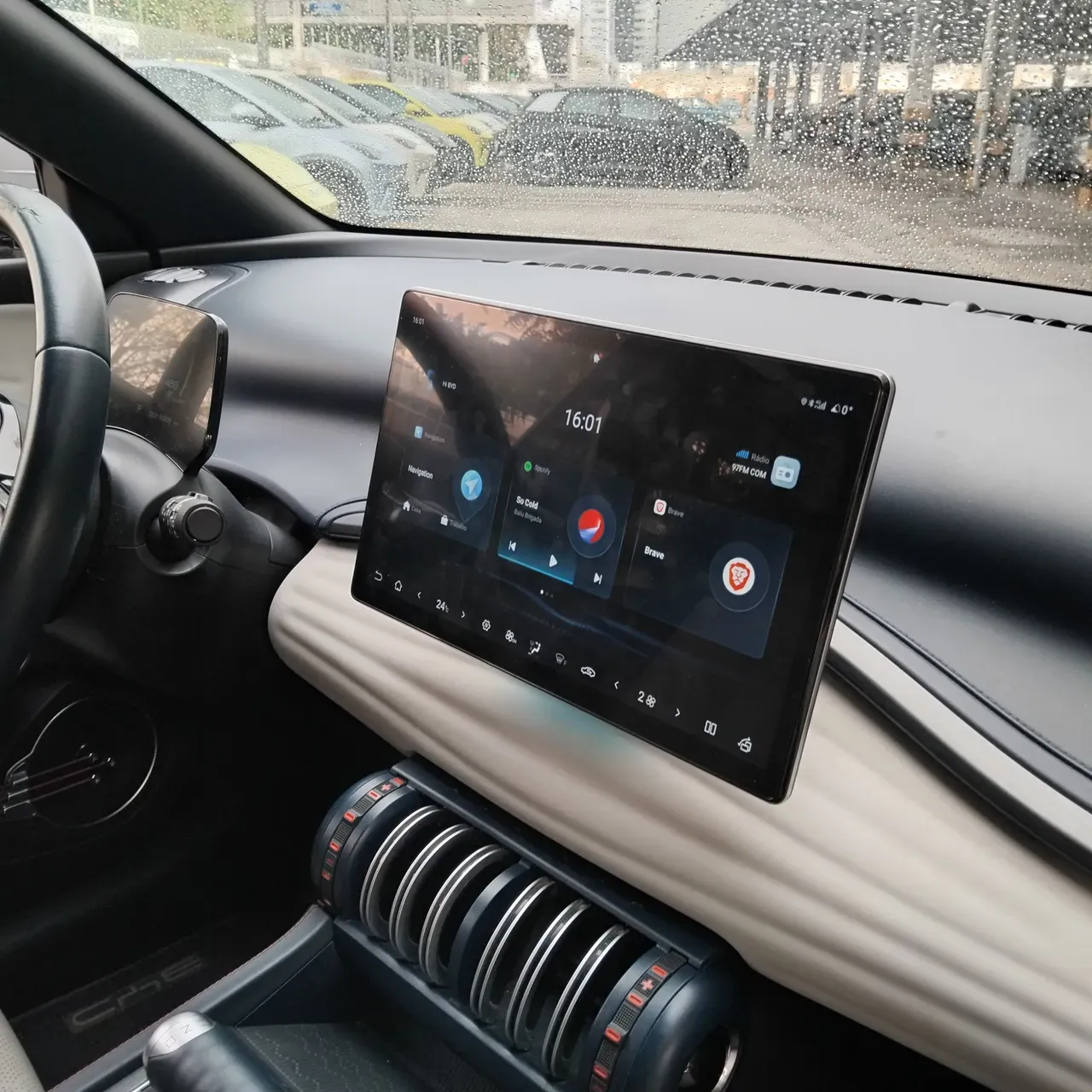 BYD Yuan Plus - Imagem 10