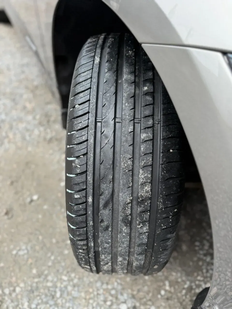 Jaguar I-pace - Imagem 12