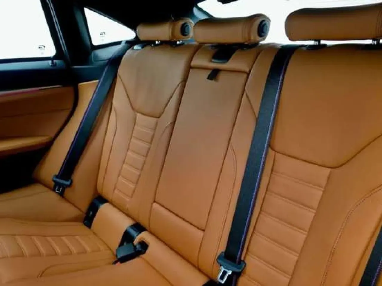 BMW I4 M50 - Imagem 14